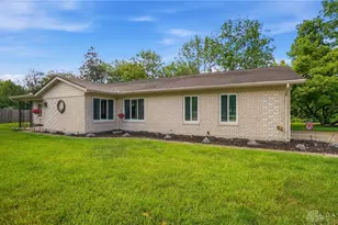 6030 Cobbleskill Ct, Centerville, OH 45459 - Photo 3