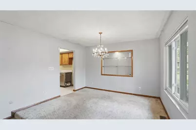 6030 Cobbleskill Court, Centerville, OH 45459 - Photo 9
