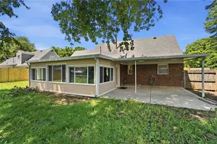976 Kenosha Rd, Kettering, OH 45429 - Photo 25