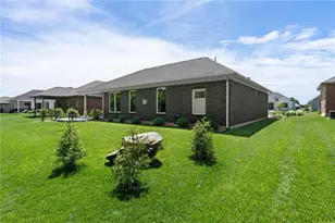 928 Millstone Dr, Tipp City, OH 45371 - Photo 33