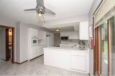 5512 Savina Avenue, Englewood, OH 45415 - Photo 13
