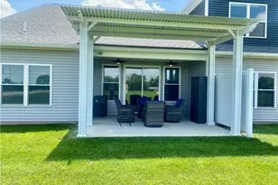 816 Brookwood Cir, Tipp City, OH 45371 - Photo 25