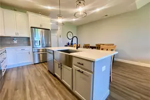 816 Brookwood Cir, Tipp City, OH 45371 - Photo 13