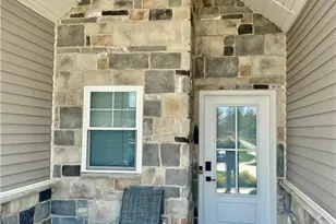 816 Brookwood Cir, Tipp City, OH 45371 - Photo 3