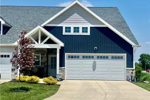 816 Brookwood Cir, Tipp City, OH 45371 - Photo 3