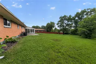 3838 Dorset Dr, Harrison Twp, OH 45405 - Photo 5