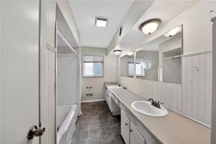 3838 Dorset Dr, Harrison Twp, OH 45405 - Photo 21