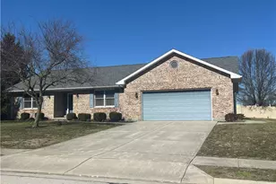 918 Stratford Dr, Greenville, OH 45331 - Photo 3