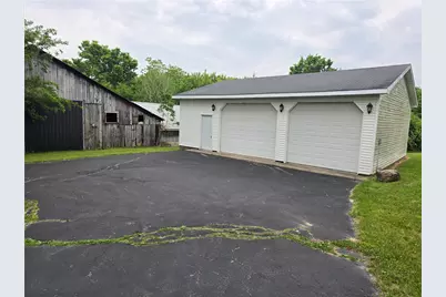 7915 W Greenbush Road, West Elkton, OH 45064 - Photo 9