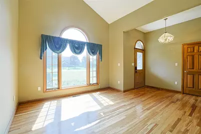 639 Deerhorn Trail, Bath Twp, OH 45387 - Photo 9