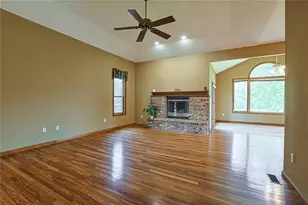 639 Deerhorn Trail, Bath Twp, OH 45387 - Photo 11