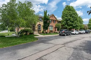 2701 N Kings Arms Cir, Centerville, OH 45440 - Photo 1