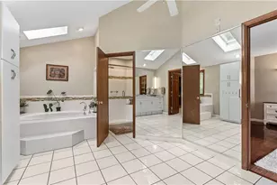 6535 Woodstone Ct, Liberty Township, OH 45044 - Photo 17