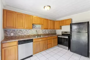 1556 Larchwood Dr, Dayton, OH 45432 - Photo 9