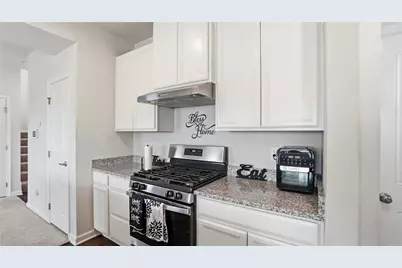 320 Chevington, Tipp City, OH 45371 - Photo 13