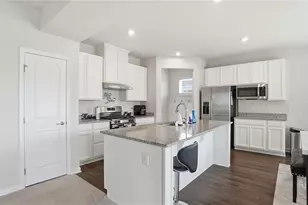 320 Chevington, Tipp City, OH 45371 - Photo 13