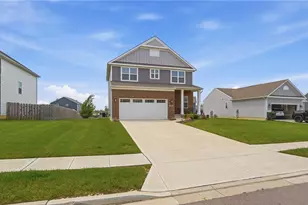 320 Chevington, Tipp City, OH 45371 - Photo 5