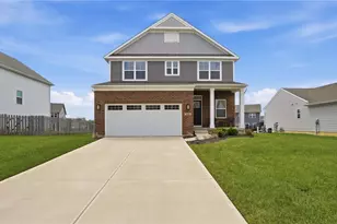 320 Chevington, Tipp City, OH 45371 - Photo 7