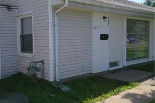2217 S Hadley Rd, Springfield, OH 45505 - Photo 1