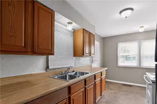 2217 S Hadley Rd, Springfield, OH 45505 - Photo 17