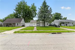 2217 S Hadley Rd, Springfield, OH 45505 - Photo 9