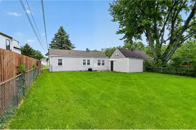 2217 S Hadley Road, Springfield, OH 45505 - Photo 5