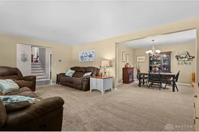 994 Meadow Lane, Xenia, OH 45385 - Photo 7