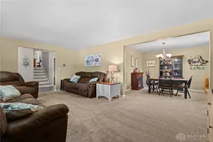 994 Meadow Ln, Xenia, OH 45385 - Photo 7