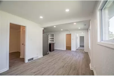 1026 Roseland Avenue, Dayton, OH 45402 - Photo 11