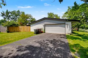 1043 Heathwood, Englewood, OH 45322 - Photo 1