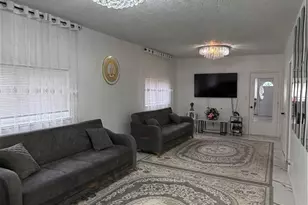 221 Alton, Dayton, OH 45404 - Photo 3