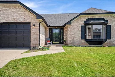 8848 Trowbridge Way, Huber Heights, OH 45424 - Photo 35