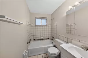 5212 Greencroft Dr, Trotwood, OH 45426 - Photo 13
