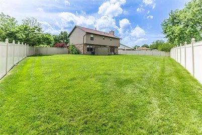 8848 Cajun Court, Huber Heights, OH 45424 - Photo 5