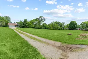 214 N Lincoln St, Christiansburg, OH 45389 - Photo 37