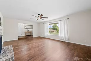 5733 Barnsley Pl, Washington Twp, OH 45459 - Photo 7