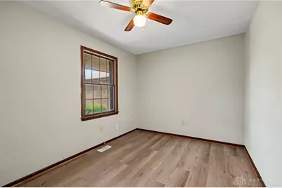 1100 Christi Circle, Beavercreek, OH 45434 - Photo 17