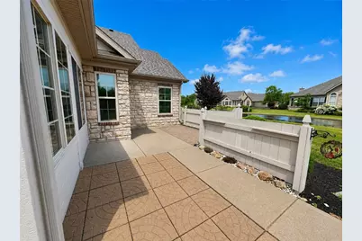 7026 Creekside Circle, Fairborn, OH 45324 - Photo 5