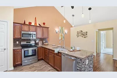 7026 Creekside Circle, Fairborn, OH 45324 - Photo 13