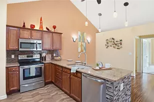 7026 Creekside Cir, Fairborn, OH 45324 - Photo 13