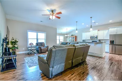 734 Deerhurst Drive, Vandalia, OH 45377 - Photo 3