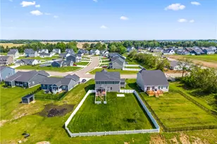 2806 Newcastle Dr, Troy, OH 45373 - Photo 7