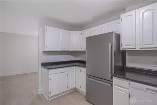 4400-4402 Pine Brook Ct, Sugarcreek Twp, OH 45458 - Photo 7