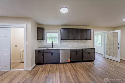 4044 Whitestone Court, Trotwood, OH 45416 - Photo 9