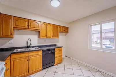 3319 Ultimate Way, Miami Township, OH 45449 - Photo 9