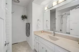 8841 Shadycreek Dr, Washington Twp, OH 45458 - Photo 19