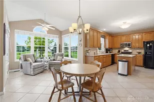424 Tillotson Pl, Washington Twp, OH 45458 - Photo 7