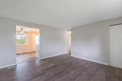7155 Stonehurst Drive, Huber Heights, OH 45424 - Photo 5