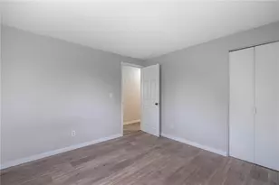 7155 Stonehurst Dr, Huber Heights, OH 45424 - Photo 17