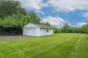 7155 Stonehurst Dr, Huber Heights, OH 45424 - Photo 21